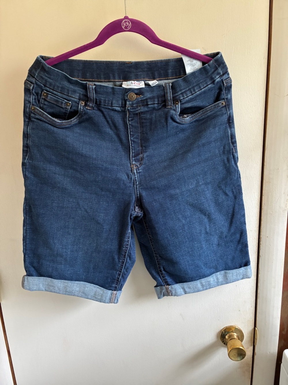 Women’s Dark Blue Denim Roll-Cuff Jean Shorts